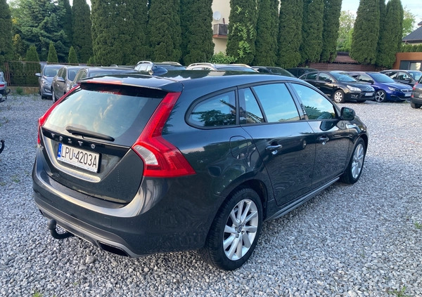 Volvo V60 cena 33900 przebieg: 269000, rok produkcji 2013 z Puławy małe 67